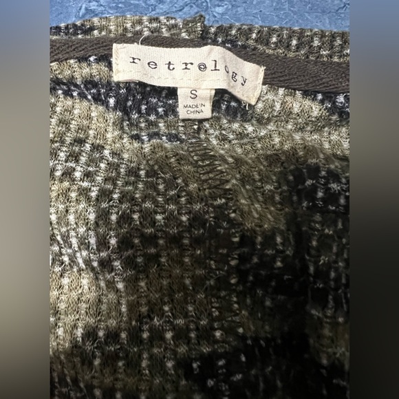 Retrology Waffle Knit Camouflage Hooded Cardigan Size Small - Picture 7 of 8